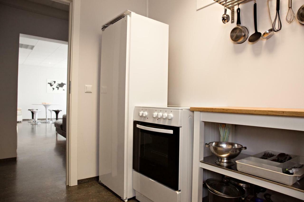 Puffin Nest Capsule Hostel Вестманнаэйяр Экстерьер фото
